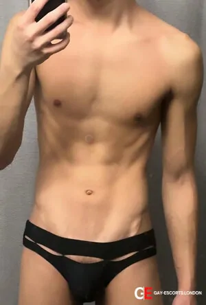 Gay Escort &pound;80 Matthew Asian Massage 24yr - always safe sex