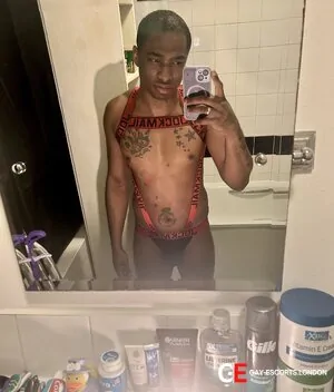 Gay Escort Cedric 34yr - double penetration