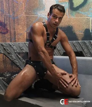 Escort Marcus 30yr - licking