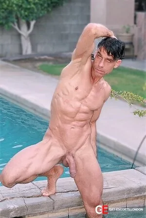 Gay Escort Marcus 36yr - double penetration