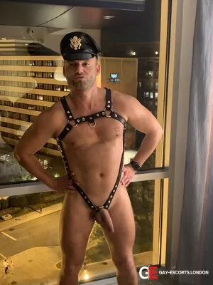 Escort Maciek 32yr - massage