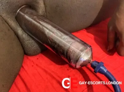 Gay Escort Afrotiger 30yr - masseur
