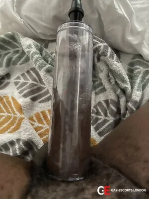 Gay Escort Afrotiger 30yr - massage