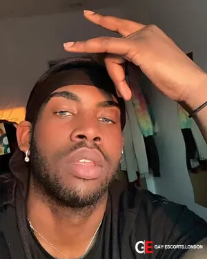 Gay Escort Antoine 25yr - pnp