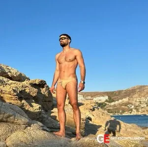 Gay Escort Davide 24yr - trios