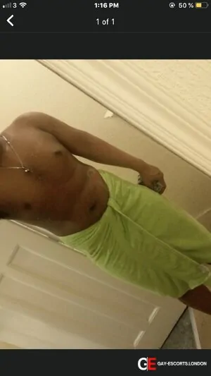 Bisexual Escort Max 22yr - massage
