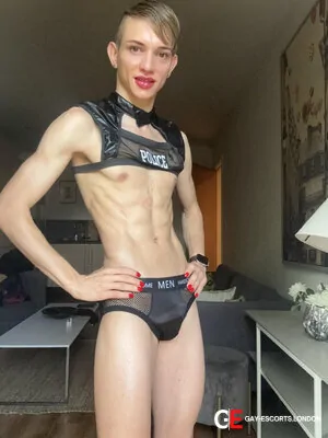 Gay Escort Derick 21yr - always safe sex