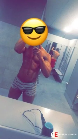 Bisexual Escort Jacob 24yr - trios