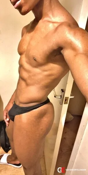 Bisexual Escort Jacob 24yr - massage