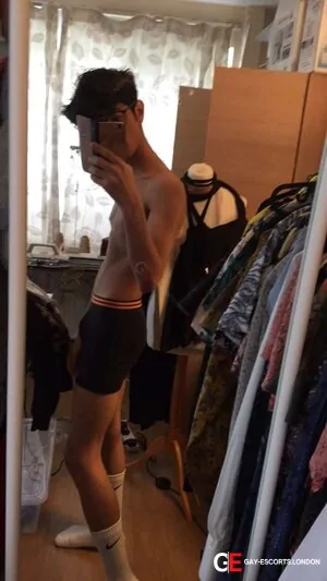 Gay Escort Abbas 21yr - sauna