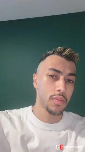 Bisexual Escort Jacob V Big Dick 9” 27yr - exhibitionist