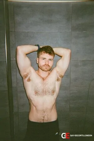 Gay Escort Eddy 27yr - blowjob