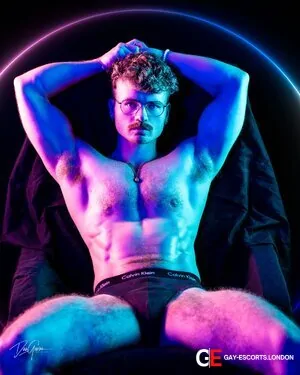 Gay Escort Eddy 25yr - sauna