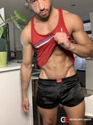 Escort Robert 32yr - massage