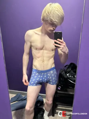 Gay Escort Kay 24yr - rimming