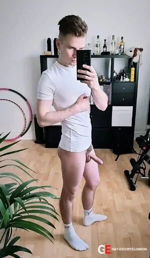 Gay Escort Kamyk 23yr - masseur