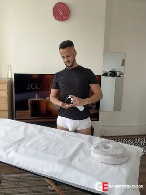 Gay Escort Ali 34yr - always safe sex