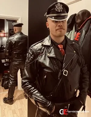 Gay Escort Sir Roco 36yr - sauna