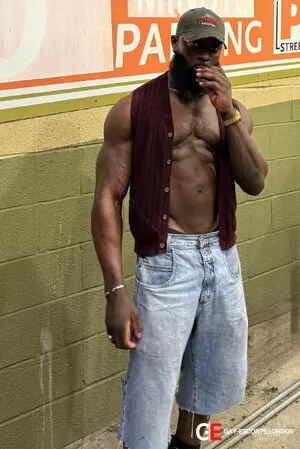 Bisexual Escort Ramsey 47yr - trios