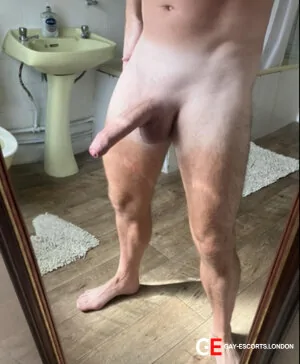 Bisexual Escort Xxxl90 30yr - always safe sex