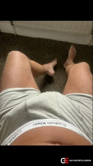 Bisexual Escort Xxxl 30yr - gangbang