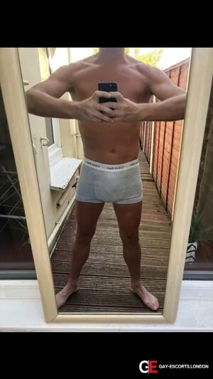 Bisexual Escort Xxxl 30yr - cum on body