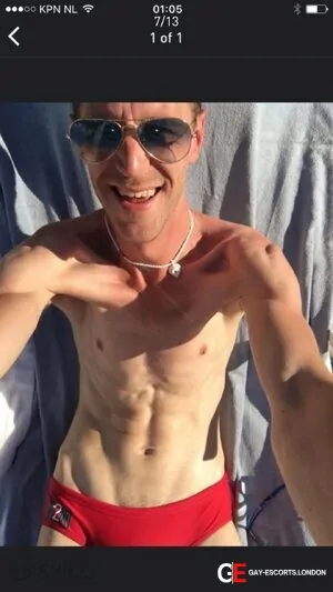 Gay Escort Ben 32yr - sucking