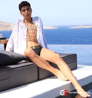 Gay Escort Lucca Twink 19yr - always safe sex