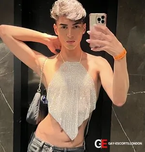 Gay Escort Lucca Twink 19yr - always safe sex