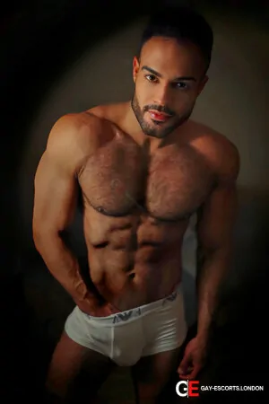 Gay Escort Bruno Reis 30yr - trios