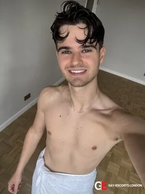 Gay Escort Jay 24yr - trios