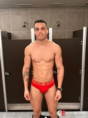 Gay Escort Noah Müller 22yr - sauna