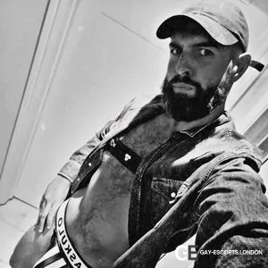 Gay Escort Jay 31yr - spanking