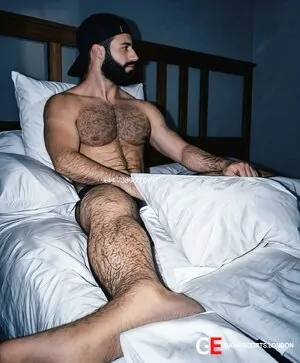 Bisexual Escort Leafar_topxl 31yr - trios