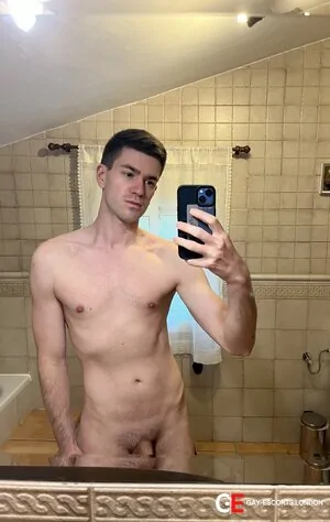 Gay Escort Jamie 28yr - double penetration