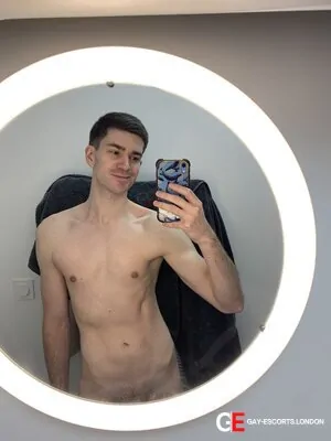 Gay Escort Jamie 28yr - double penetration