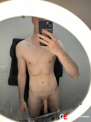 Gay Escort Jamie 28yr - double penetration