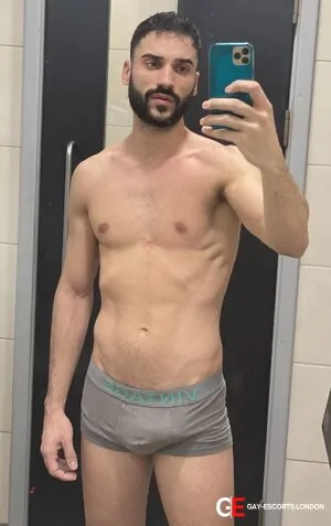 Gay Escort Jack 28yr - trios