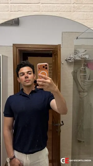 Gay Escort Lucas 20yr - trio m/f
