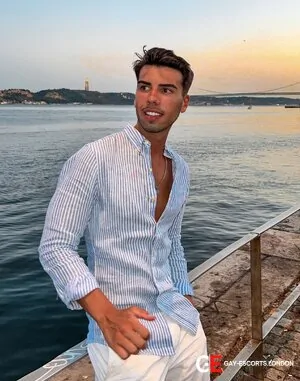 Gay Escort Ryan Fortunato 22yr - always safe sex