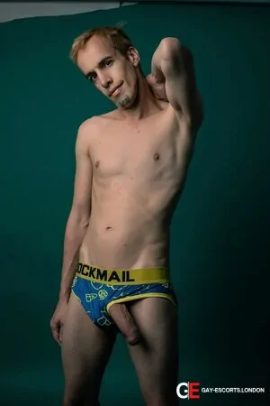 Gay Escort Rodrigo 32yr - blowjob
