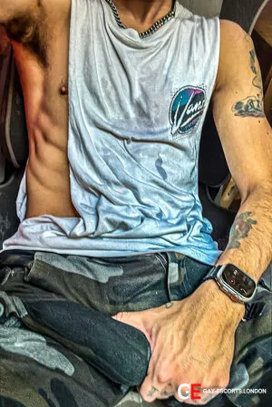 Gay Escort Domladldn 30yr - double penetration