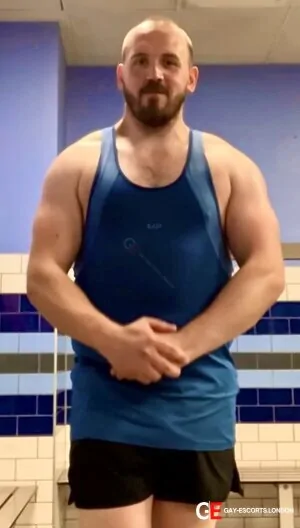 Gay Escort Welsh Beef 32yr - double penetration
