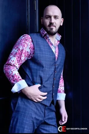 Gay Escort Welsh Beef 32yr - double penetration