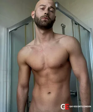 Gay Escort Nathan Adams 28yr - double penetration
