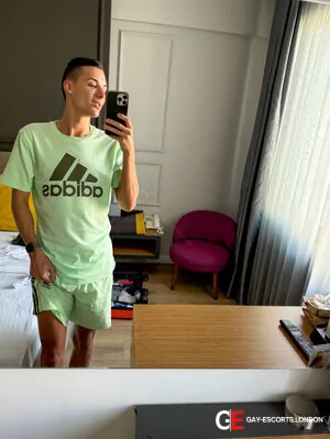 Gay Escort Mihail Twink 24yr - double penetration