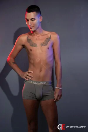 Gay Escort Mihail Twink 24yr - double penetration