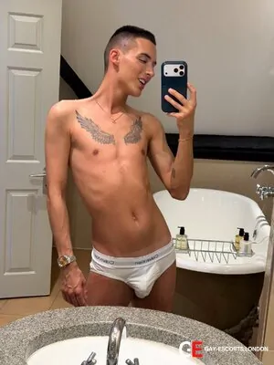 Gay Escort Mihail 24yr - double penetration