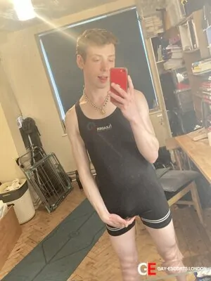 Bisexual Escort James 28yr - rimming