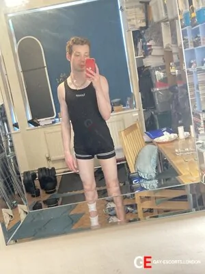 Bisexual Escort James 28yr - rimming